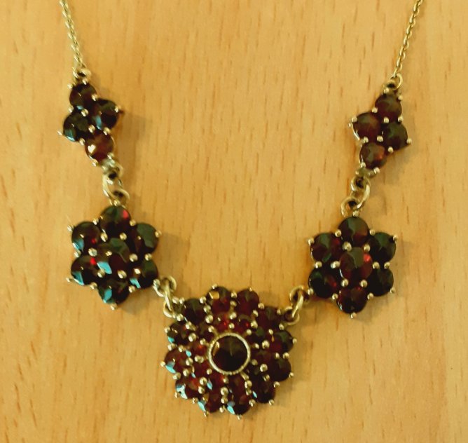 Gold 333 Collier rote Steine ca. 7,38g – Foto 3