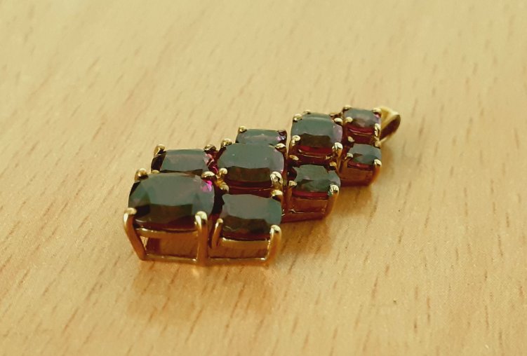 Gold 333 Anhänger 10 Steine violett ca. 2,28g – Foto 3