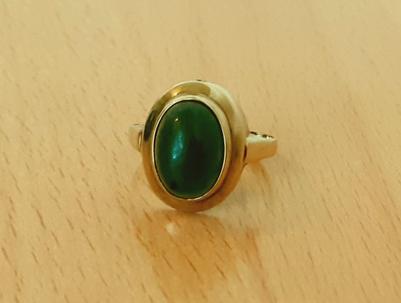 Gold 333 Ring Stein grün ca. 2,31g